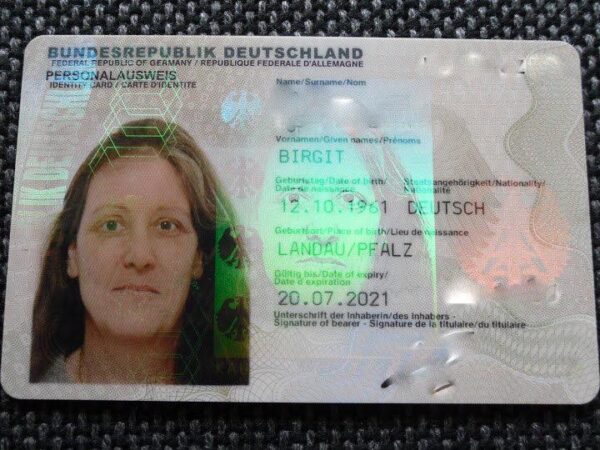 German Identity Card - Image 2